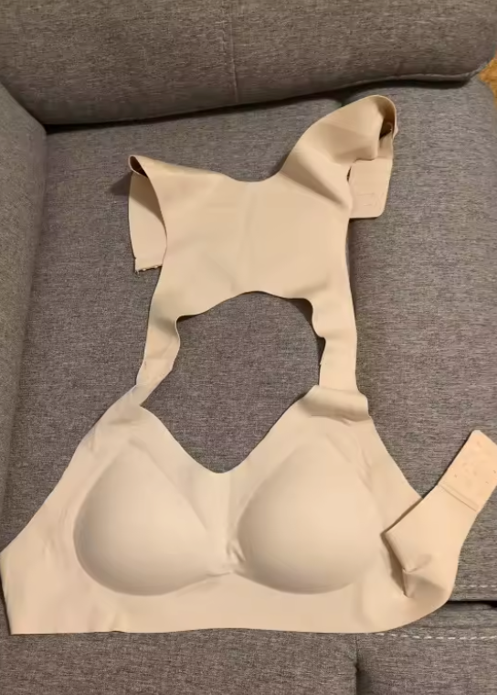 <h2>Reviews with media</h2>